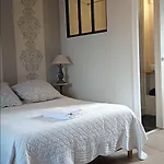 Les D'hotes Le Val D'honfleur Bed and breakfast Équemauville