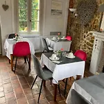 Les D'hotes Le Val D'honfleur 3*
