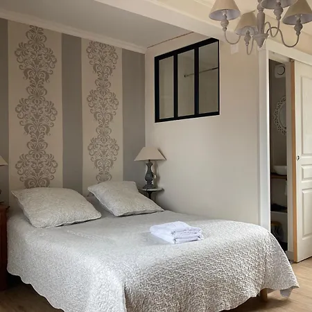 Les D'hotes Le Val D'honfleur Bed & Breakfast *