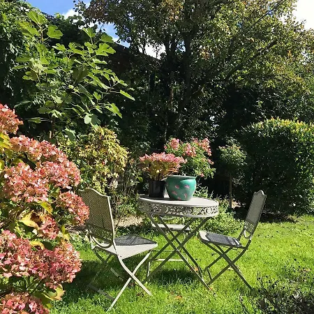 B&B Les D'hotes Le Val D'honfleur 에쿼뭐빌