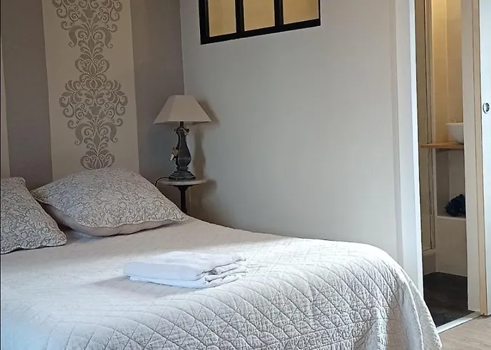 Les D'hotes Le Val D'honfleur Bed & Breakfast Equemauville